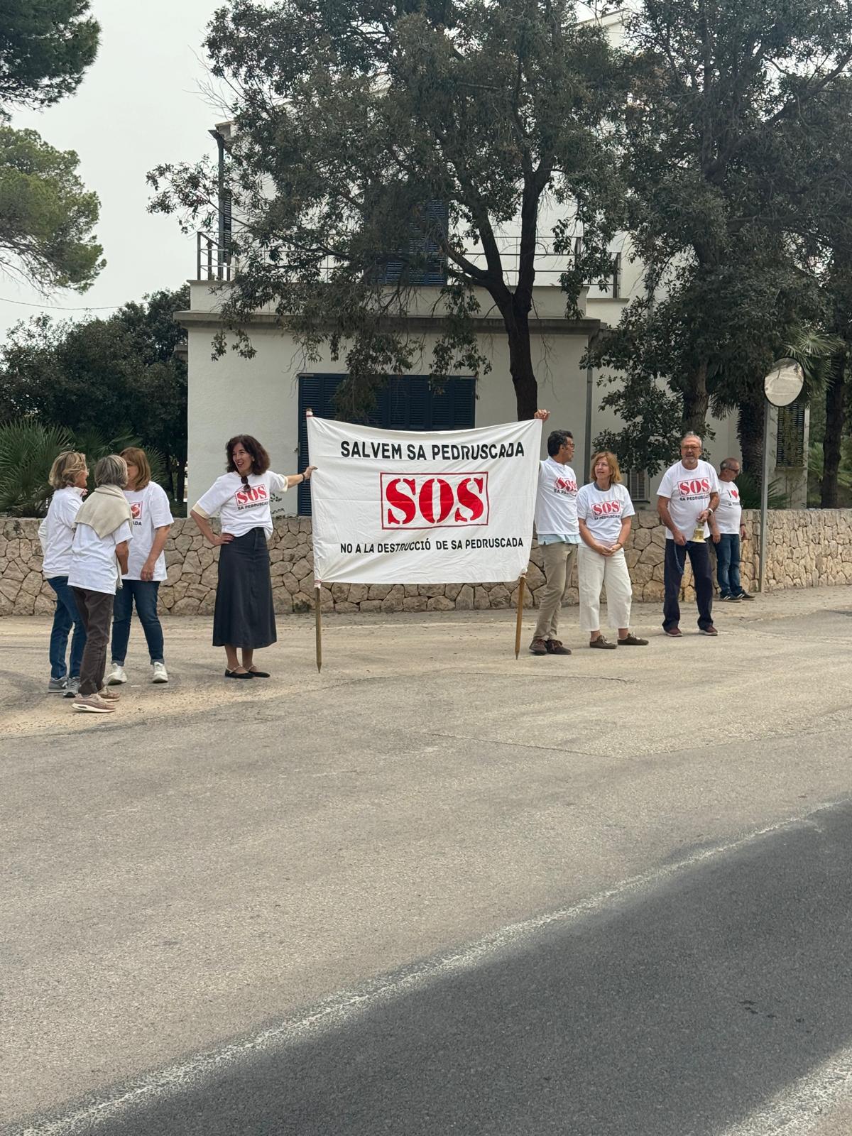 Manifestación vecinal Salvem Sa Pedruscada 2024